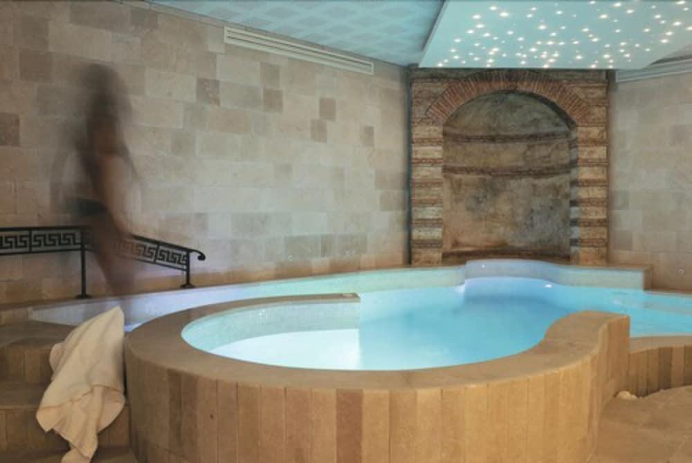 לה קדייר-ד'אזור Maison Berard Hotel - Restaurant - Spa מתקנים תמונה